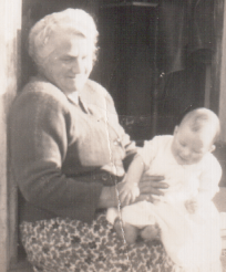 Alice Hewett andLeone.png